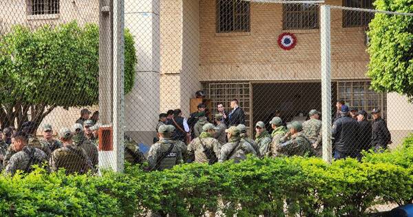 La Nación / Concepción: agentes penitenciarios están bajo investigación por motín de PCC
