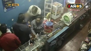 Bombero salva a niño en Barrio Obrero - C9N