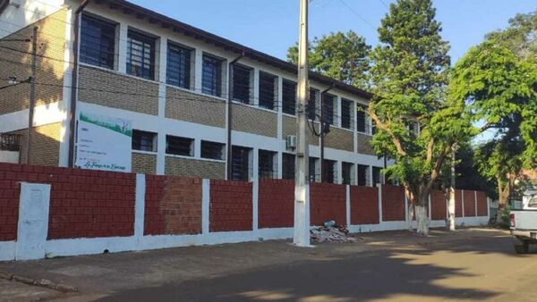 Denuncian a dire por maltrato a once niños