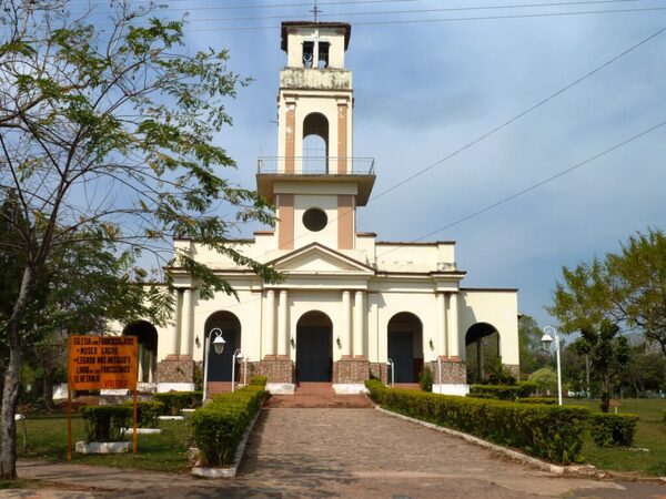 Restaurarán iglesia de Atyrá con apoyo de Yacyretá - ADN Digital