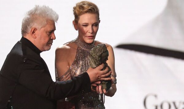Diario HOY | Almodóvar abandona proyecto de filme en inglés con Cate Blanchett