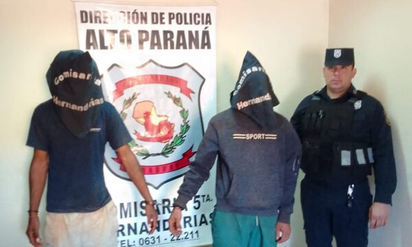 Capturan a presuntos ladrones y recuperan pedazos de arco de fútbol hurtados de escuela