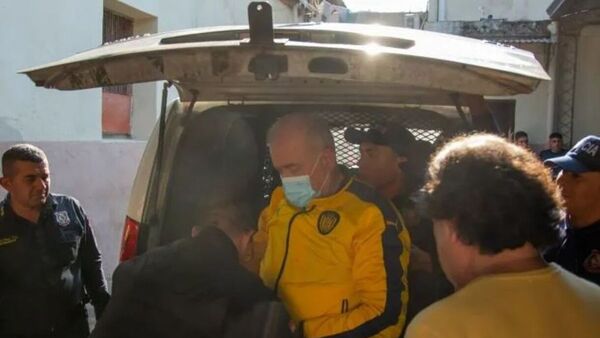 Piden expulsión de González Daher y su hijo de los registros de Luqueño