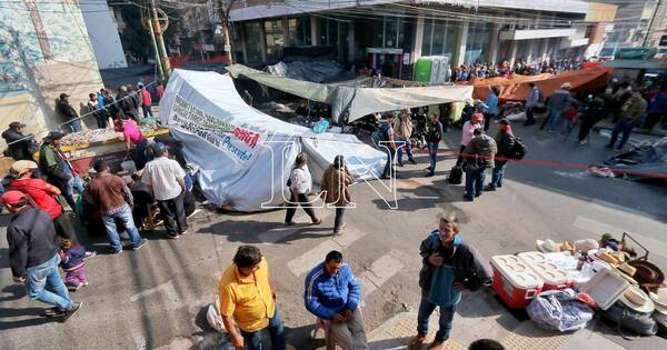 La Nación / Campesinos levantarán movilización tras llegar a un acuerdo con el Gobierno