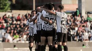 Libertad se reencuentra con la victoria y acecha