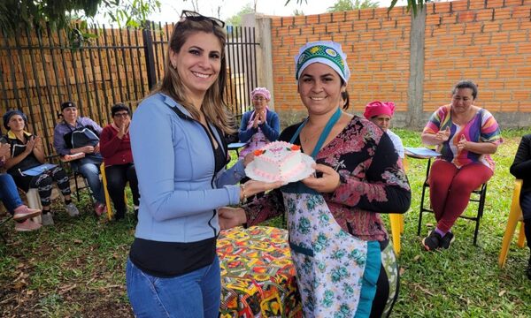 Roya Torres facilita capacitación a madres, y eleva proyecto a favor de excluidos del sistema financiero – Diario TNPRESS