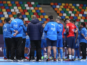 Debut Albirrojo en la Finalissima Futsal 2022 - APF