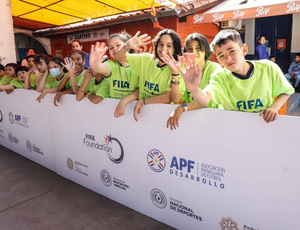 Ponen en marcha programa fútbol en las Escuelas