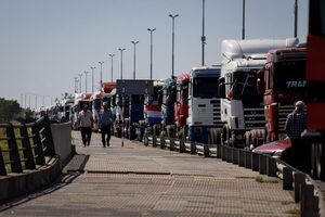 Federico González, ministro del Interior, no descarta que protestas de transportistas tengan motivaciones políticas - Revista PLUS