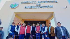 Gobierno inaugura nueva sede del Crédito Agrícola en Cápitan Miranda