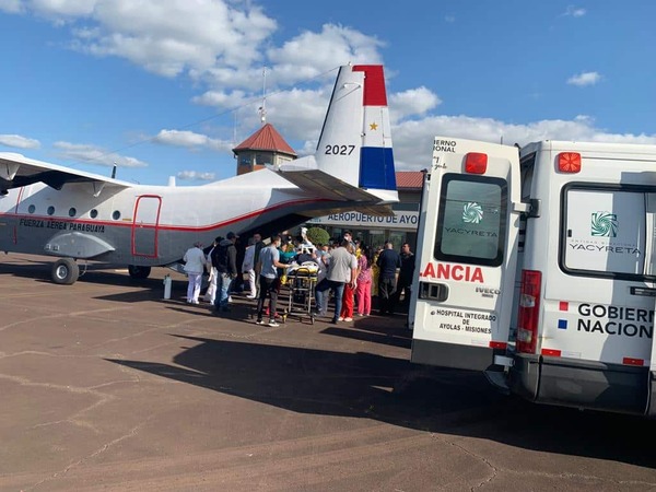 Diario HOY | Trasladan vía aérea hasta Asunción a menores accidentados en Ayolas
