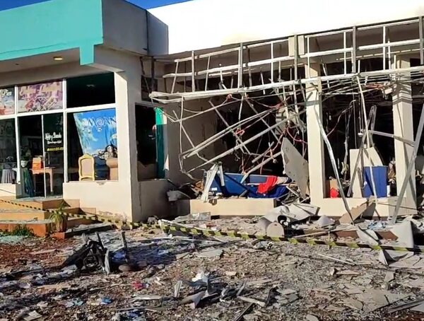 Pirapó: revelan que el dinero de la bóveda del banco Regional no fue saqueado · Radio Monumental 1080 AM