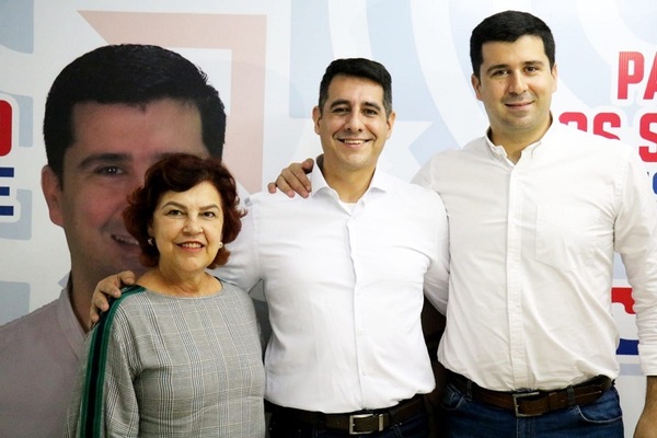 PPQ oficializa sus candidaturas al Senado con nuevas figuras