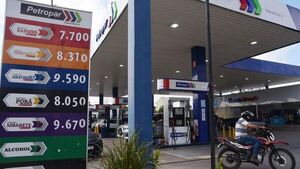 Distribuidoras de combustibles denuncian ante la Fiscalía a autoridades de Petropar