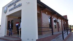 Abdo desarrolla jornada de inauguraciones y aportes en Itapúa