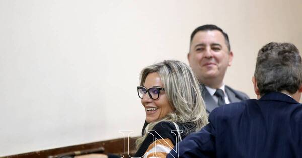 La Nación / Juicio a Zuccolillo: alto ejecutivo de CIAT derrumbó versión de Abc