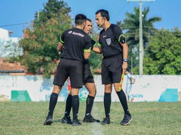 Crónica / Primera C: Atendé quién arbitrará el partido de tu equipo favorito