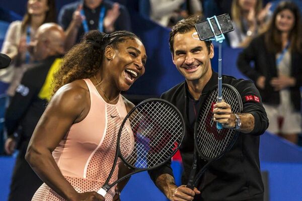 El tenis femenino ensalza la figura de Roger Federer - Tenis - ABC Color