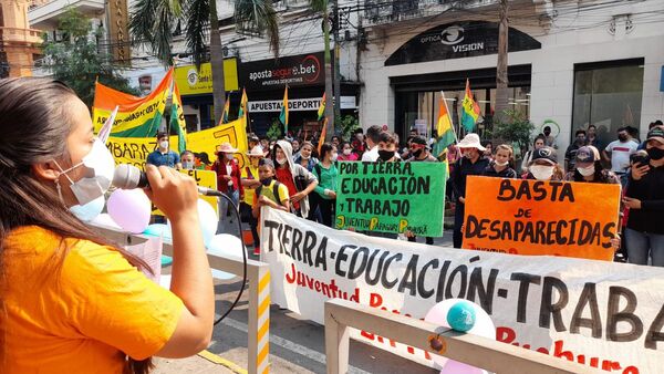 Jóvenes marcharán en Asunción para reclamar por sus derechos - ADN Digital