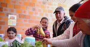 La Nación / Tesãi Reka: profesionales enseñan a comer saludable en San Pedro