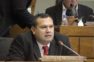 Tras acuerdo, retirarán denuncia contra diputado Derlis Maidana - Política - ABC Color