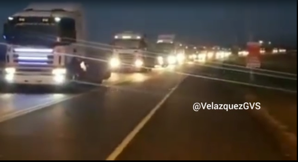 Diario HOY | Centenar de camiones rumbo a Asunción para endurecer las protestas