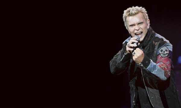 ¡Un verdadero lujo! Billy Idol presenta su mega concierto en el Jockey