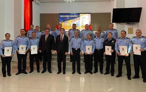 Comandante realiza varios cambios en la cúpula policial – Prensa 5