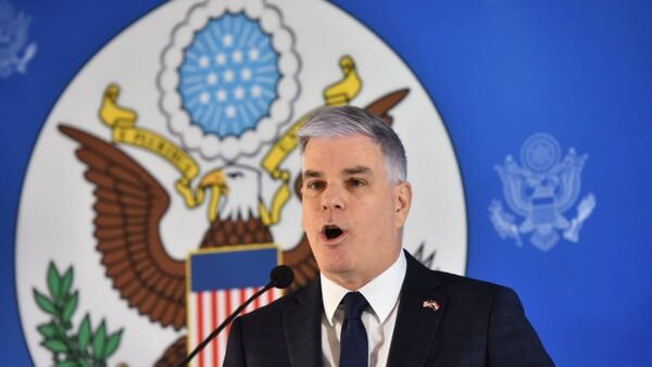 Embajador aguarda decisión de su gobierno sobre Cartes y Velázquez