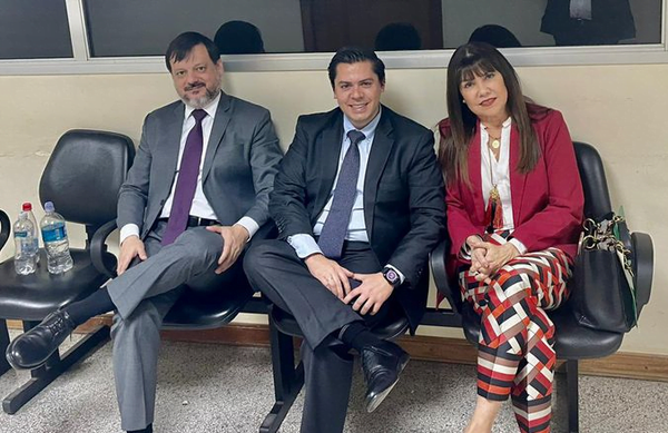 El “Padrillo Republicano” lloró “como nena” durante el juicio, dice diputada Celeste Amarilla - Noticiero Paraguay