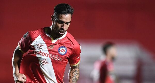 Gabriel Ávalos anota, pero Argentinos Juniors cae ante Defensa y Justicia