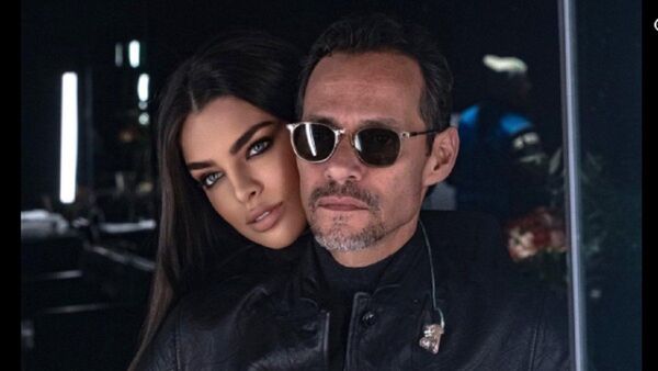 Nadia Ferreira se puso romántica en el cumple de Marc Anthony