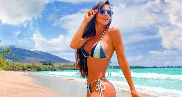 Crónica / Conductora generó roncha en cibernautas con unos twitts