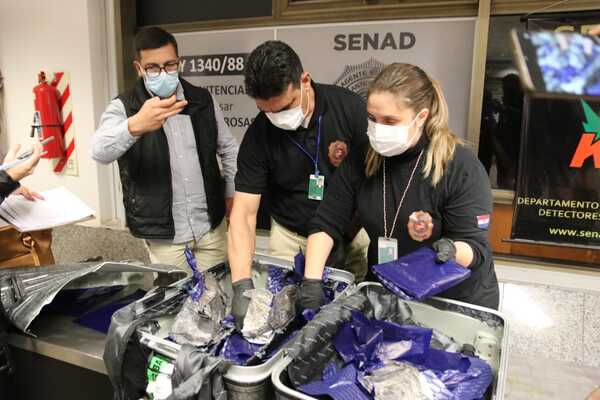 Quiso viajar con cocaína en la maleta | 1000 Noticias