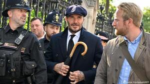 David Beckham hace cola de 13 horas para despedirse de Isabel II en Londres