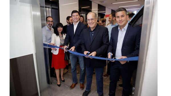 Atento consolida su alianza con Tigo y abre su primera operación en Paraguay - Revista PLUS