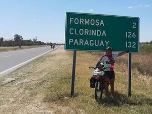 La motivación de dos argentinos que pedalean desde Buenos Aires hasta J. Augusto Saldívar - Nacionales - ABC Color