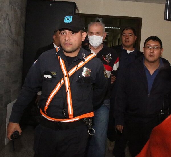 Robo de cheques: Juez emplaza a Fiscalía por 48 horas en caso de RGD