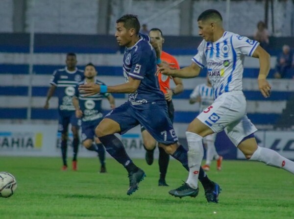 12 de Octubre se quedó con los tres puntos en Itauguá - APF