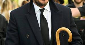 La Nación / David Beckham esperó más de 12 horas en la fila para despedir a la reina Isabel II