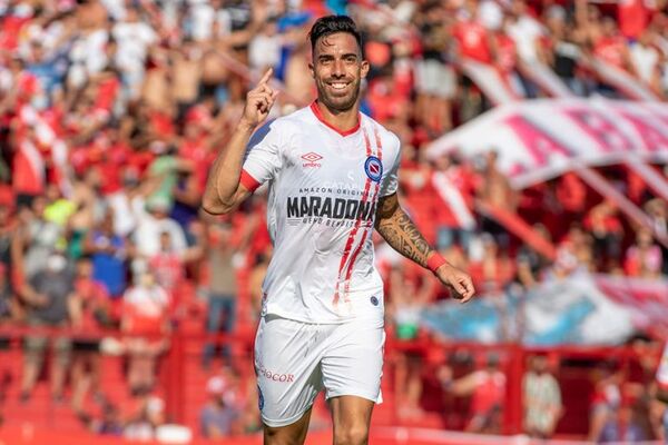 Gabriel Ávalos anota y Robert Rojas está de vuelta a los entrenamientos - Fútbol Internacional - ABC Color