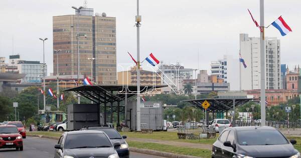 La Nación / Bomberos lavarán autos y motos para recaudar fondos en la Costanera de Asunción