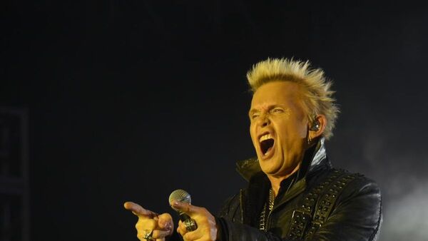 Billy Idol: un concierto que unió a más de tres generaciones en el Jockey Club