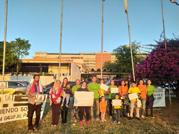 IPS: pacientes califican de “burrada” nuevo sistema para retirar fármacos - Nacionales - ABC Color