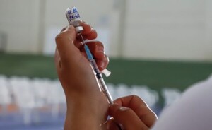 Instan a completar esquema de vacunación contra el covid