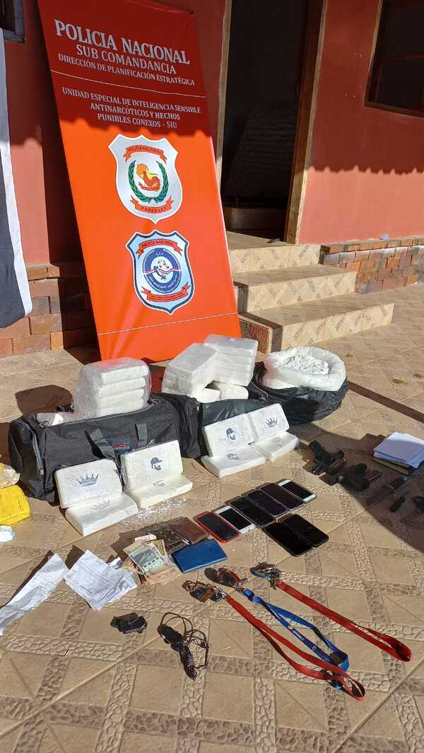Detención de presuntos traficantes de cocaína e incautación armas de fuego