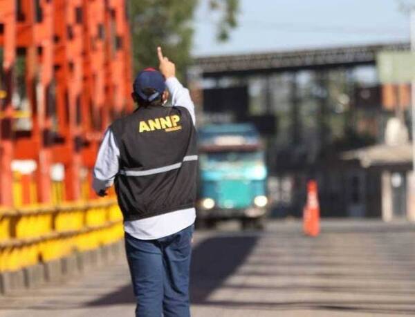 Crónica / Ya se abrió de nuevo el paso fronterizo entre Puerto Falcón y Clorinda