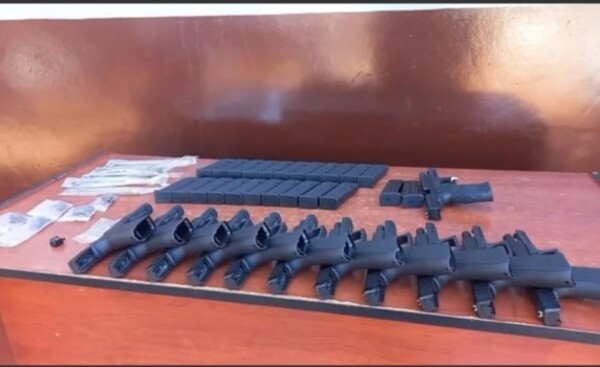 Policía detenido  con armas de dudosa procedencia, en el km 12 Acaray