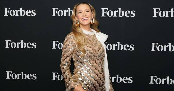 La Nación / Blake Lively y Ryan Reynolds se convertirán en padres por cuarta vez