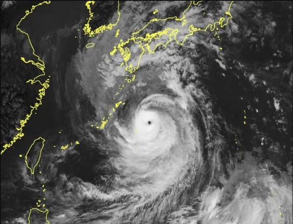 Dos millones de personas en alerta en Japón ante la llegada de un peligroso tifón